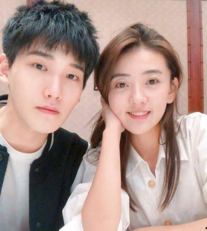 娱乐爆料梁洁视频大全集,揭秘明星幕后生活点滴